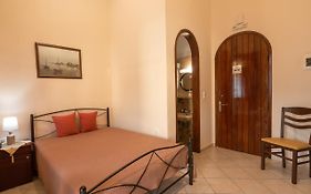 Calliope Rooms 1